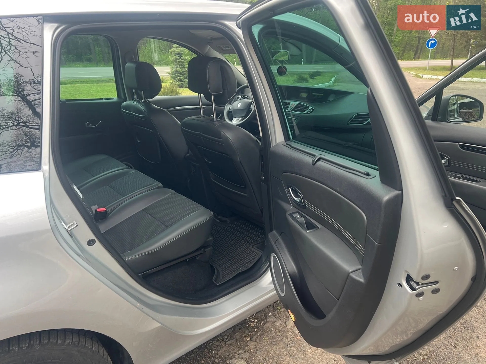 2011 Renault Scenic - мініатюра 10