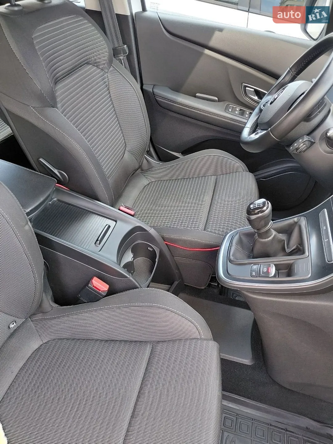 2016 Renault Scenic - мініатюра 31