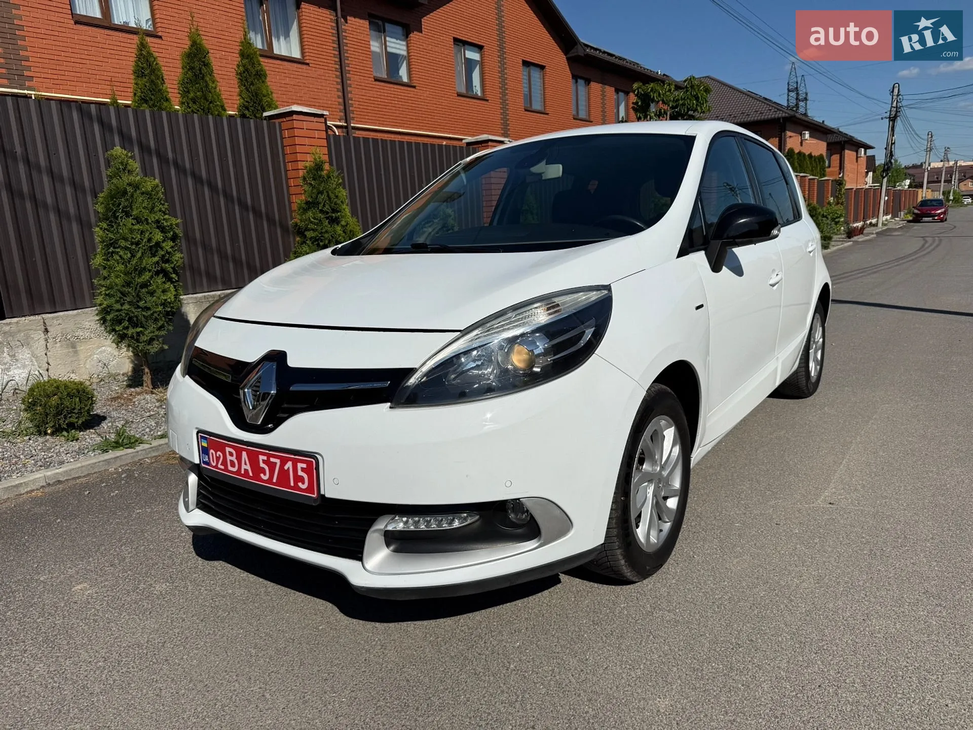 2015 Renault Scenic - мініатюра 2
