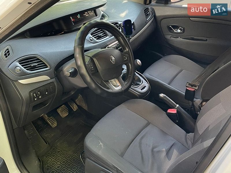 Минивэн Renault Scenic 2013 в Одессе