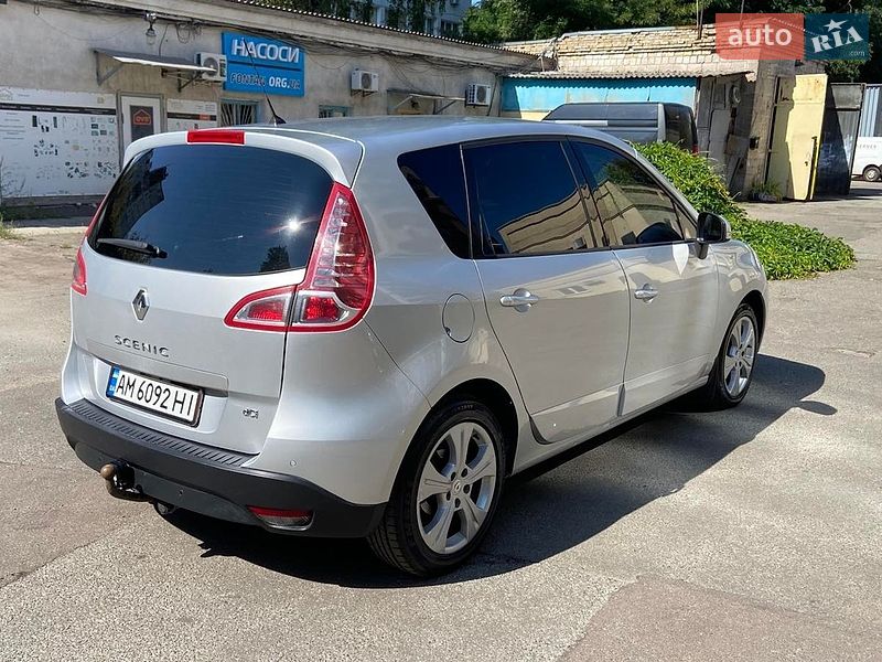 Мінівен Renault Scenic 2011 в Києві