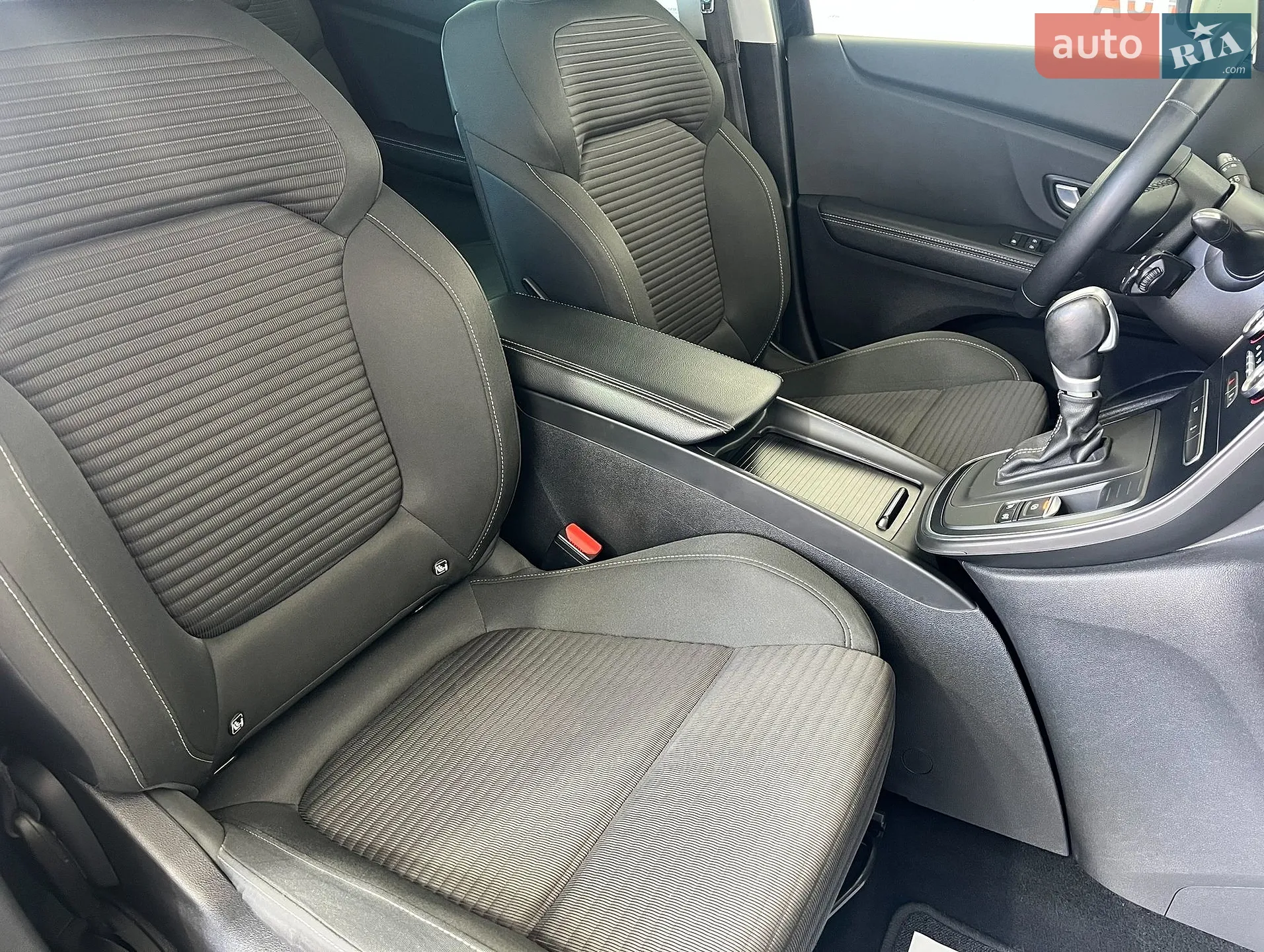2020 Renault Scenic - мініатюра 9