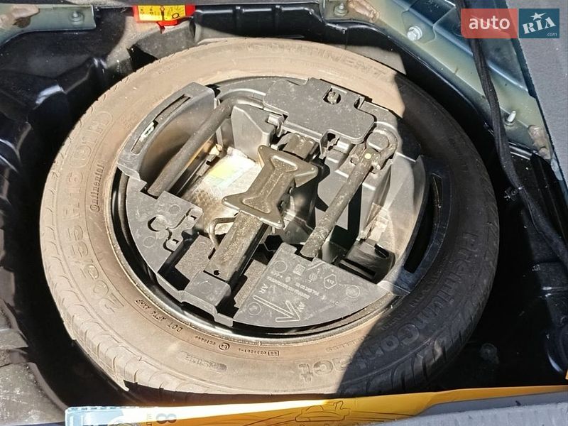 Минивэн Renault Scenic 2005 в Ирпене