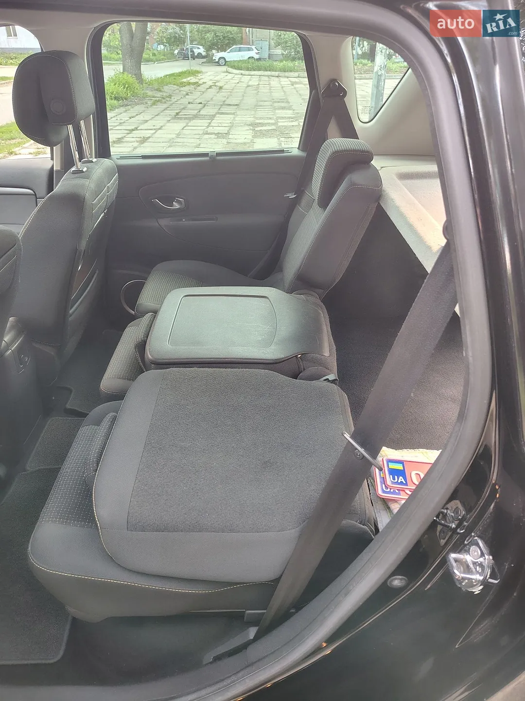 2010 Renault Scenic - мініатюра 14