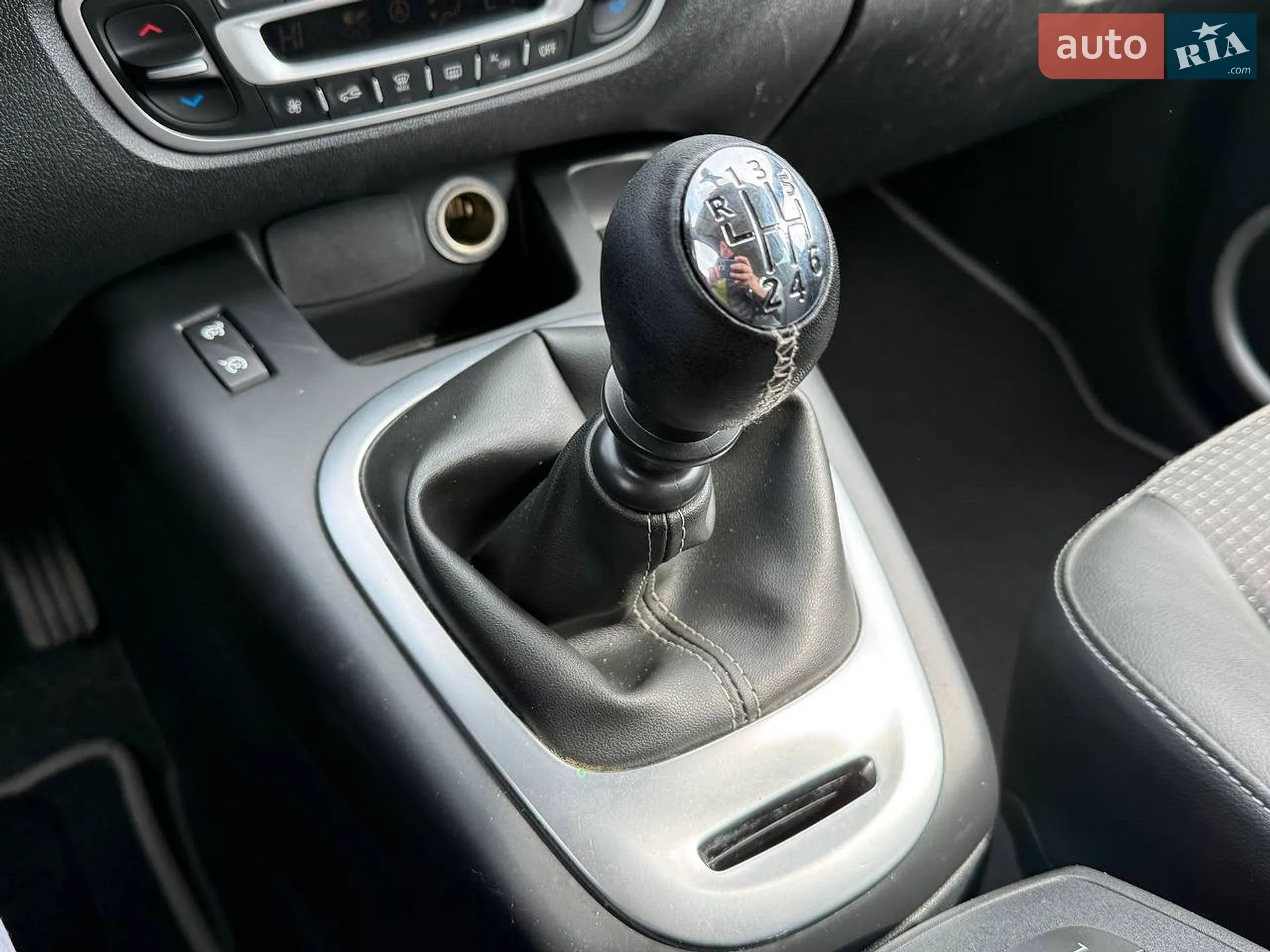 2012 Renault Scenic - мініатюра 52