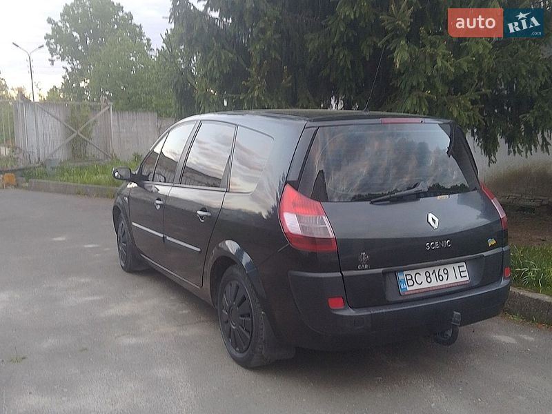 Минивэн Renault Scenic 2004 в Бориславе