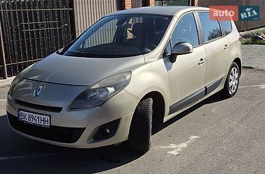 Минивэн Renault Scenic 2009 в Кривом Роге