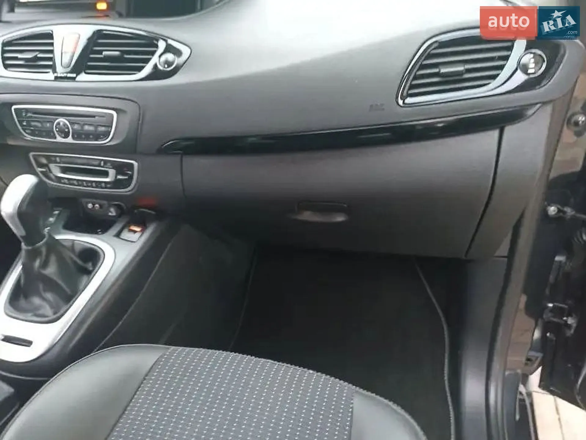 2011 Renault Scenic - мініатюра 17