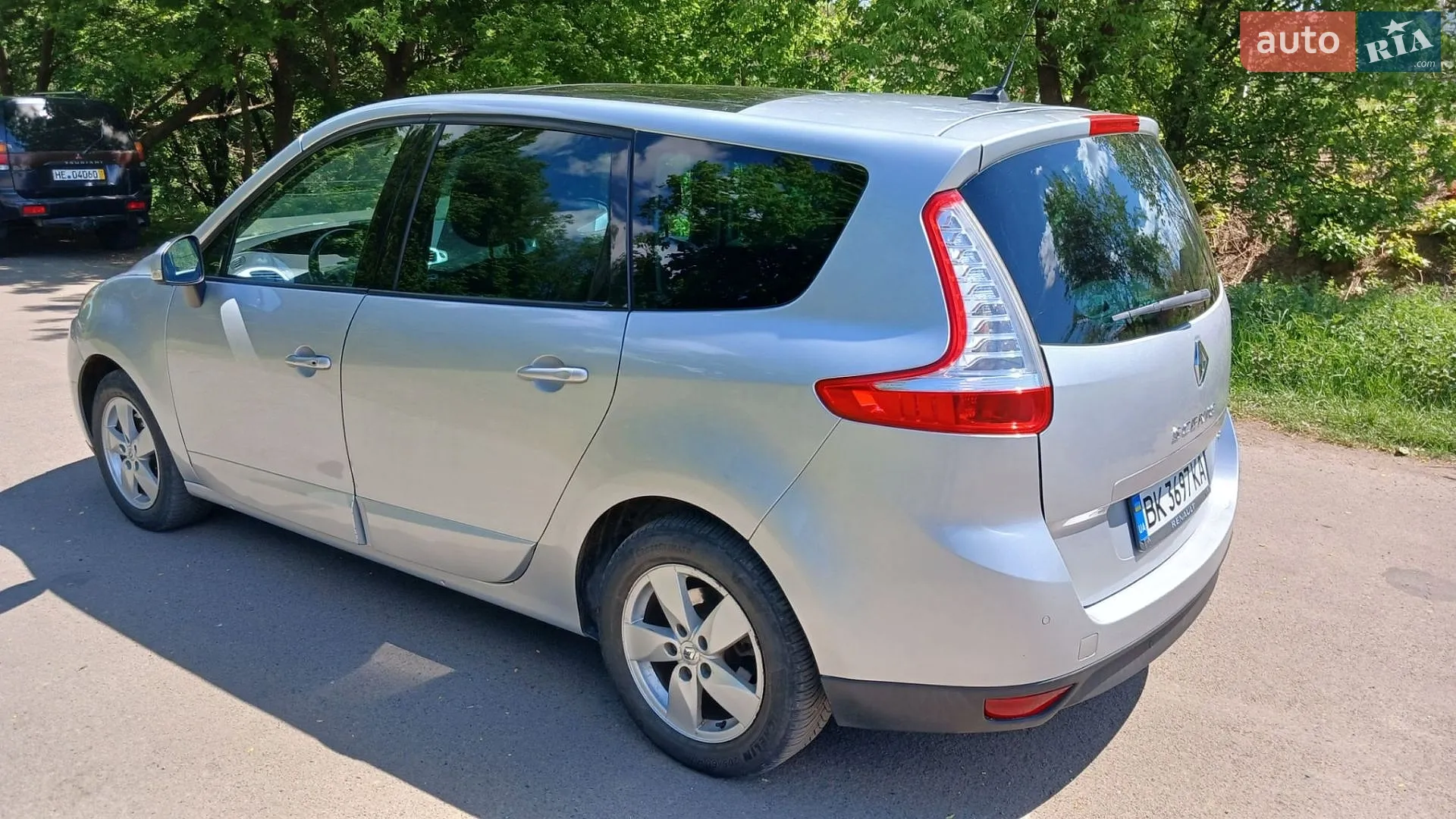 2010 Renault Scenic - мініатюра 17