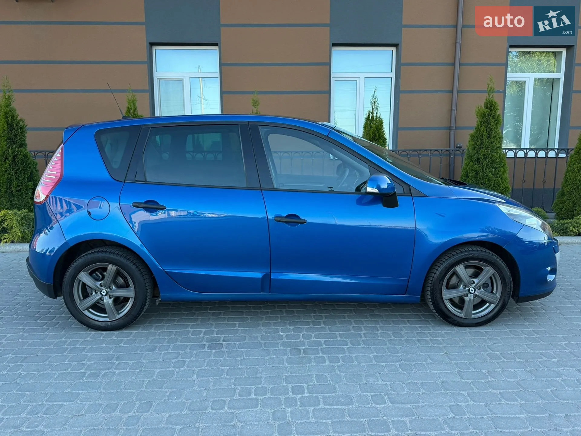 2010 Renault Scenic - мініатюра 7