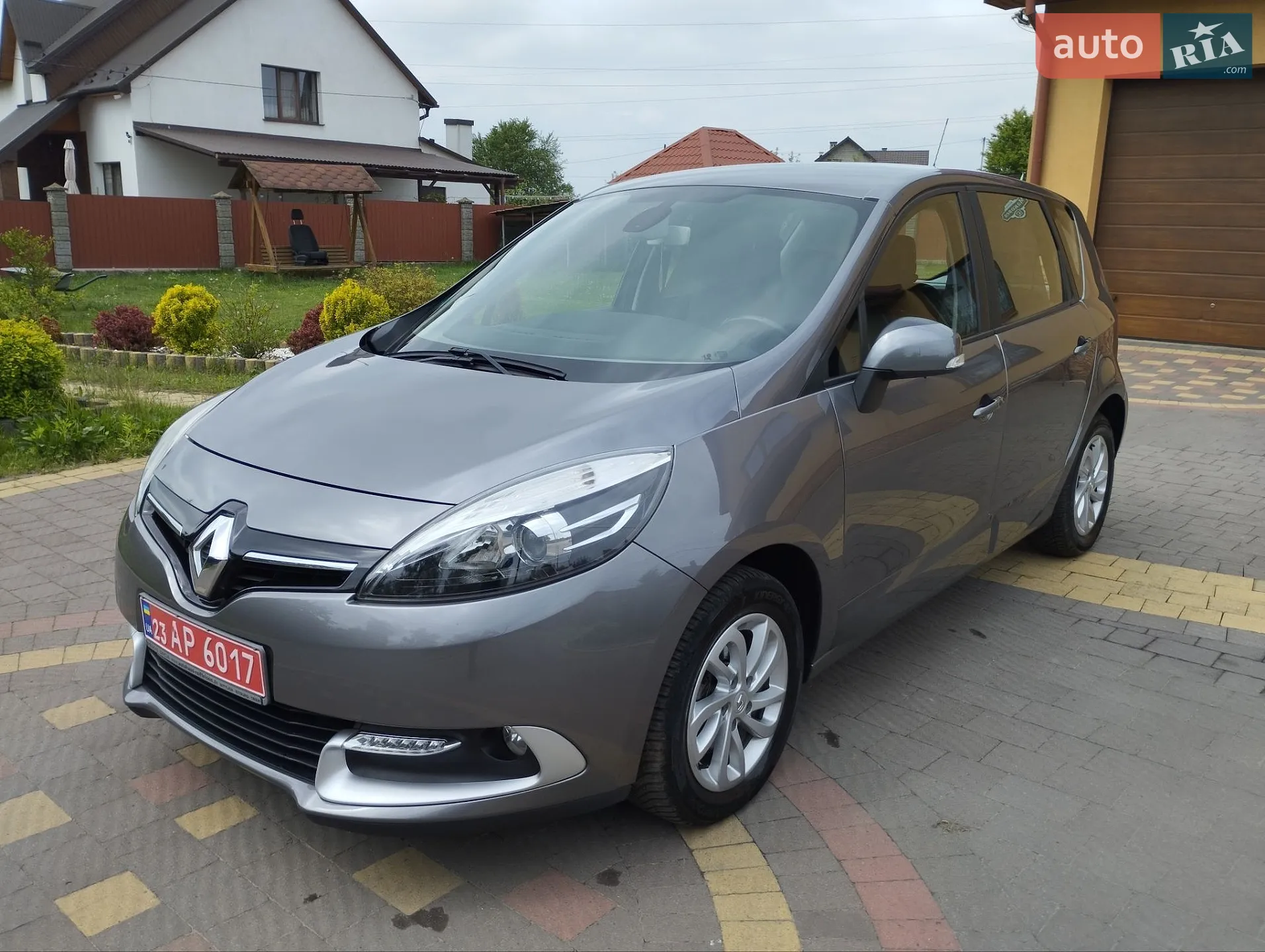 2014 Renault Scenic - мініатюра 9