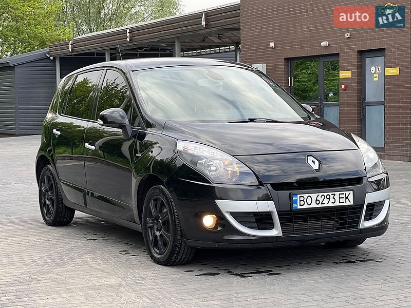 Минивэн Renault Scenic 2011 в Ровно