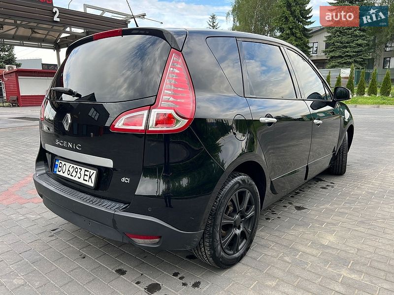 Минивэн Renault Scenic 2011 в Ровно