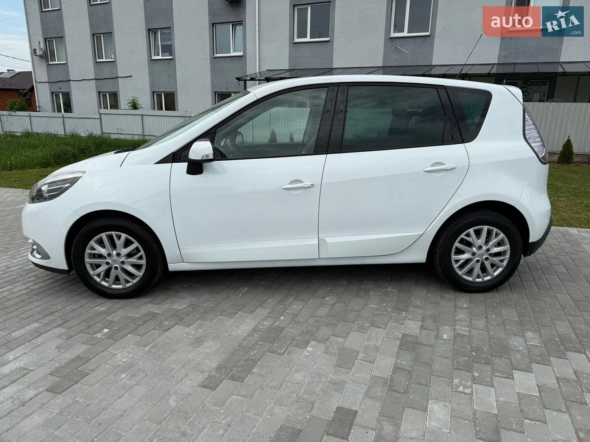 2014 Renault Scenic - мініатюра 11