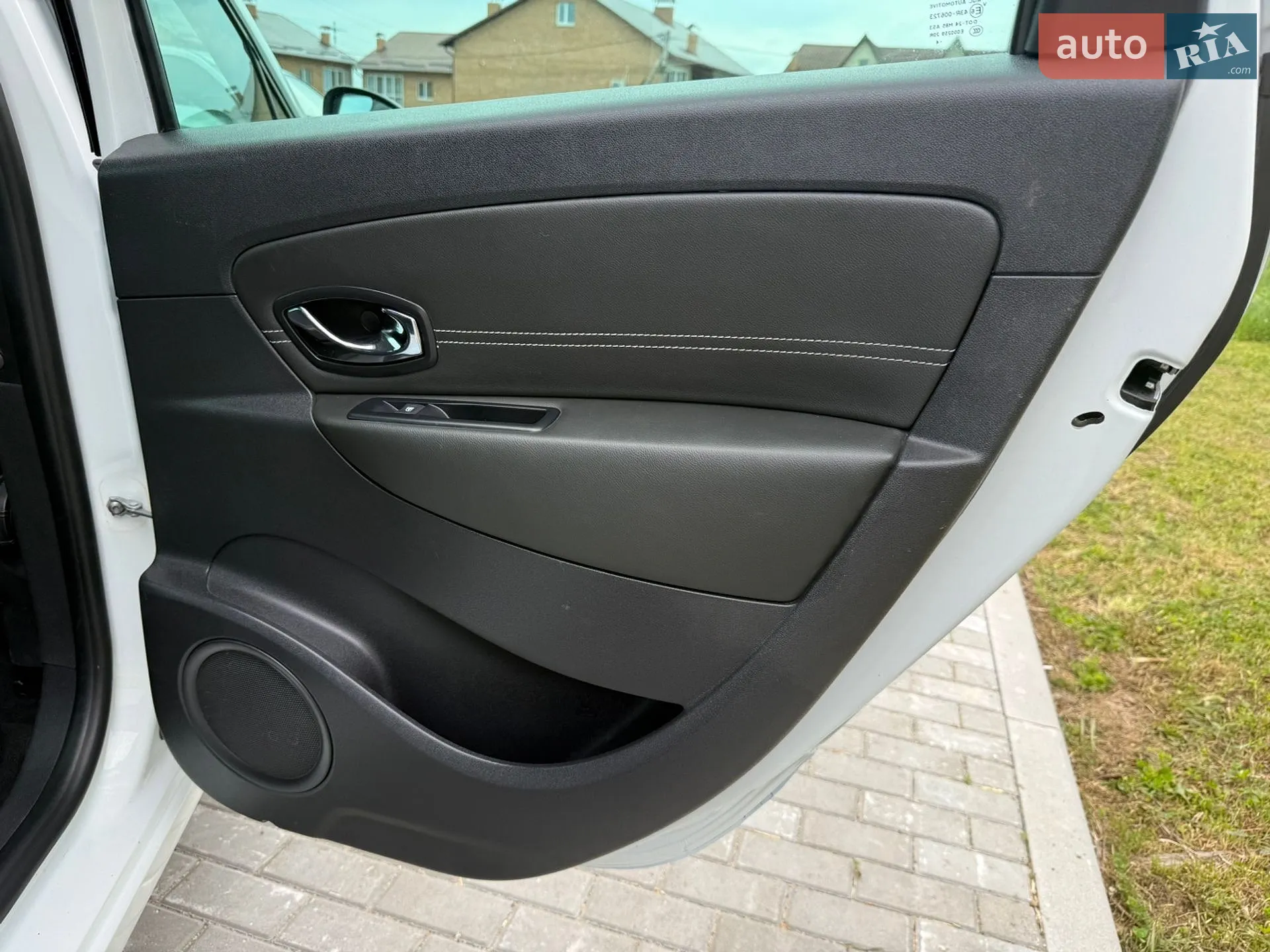 2014 Renault Scenic - мініатюра 79