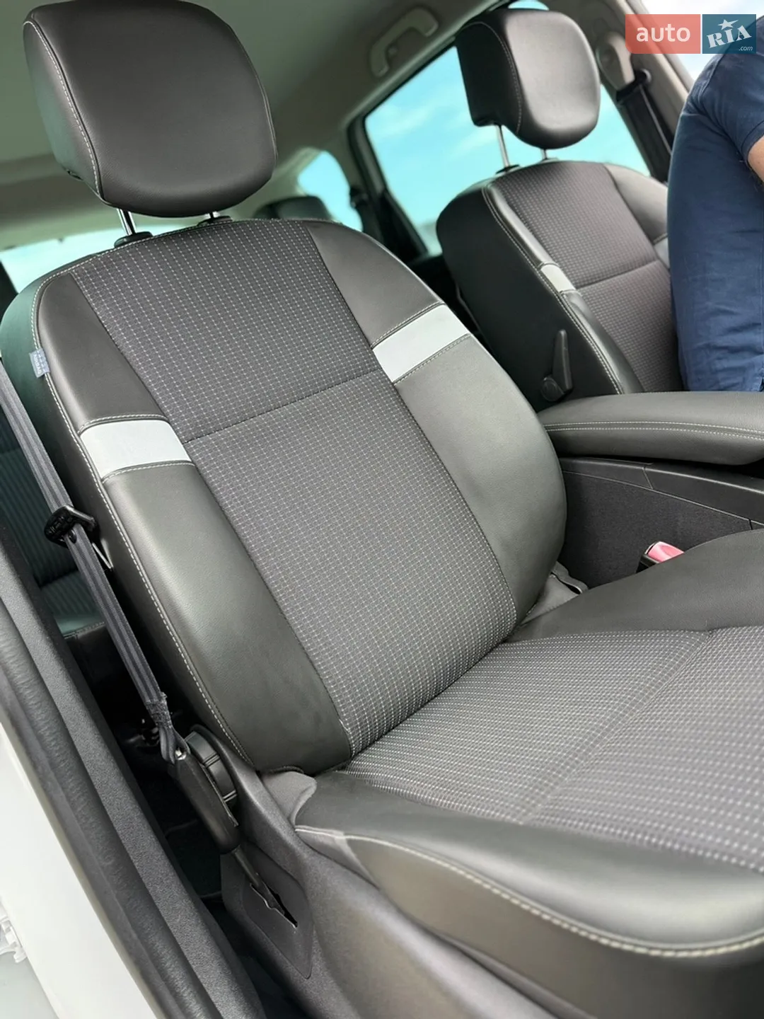 2014 Renault Scenic - мініатюра 87