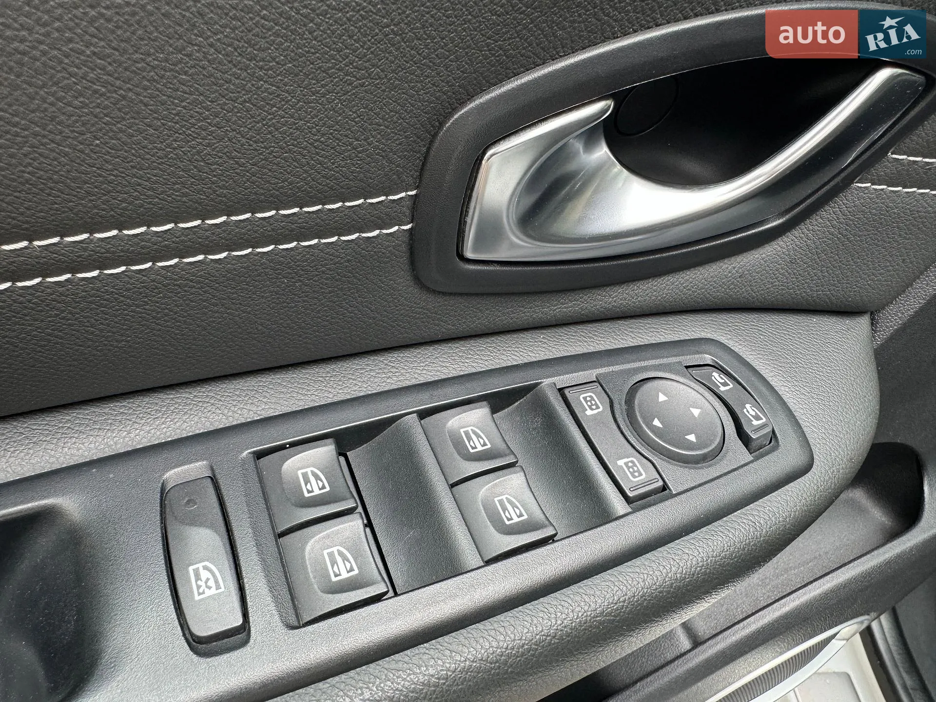 2013 Renault Scenic - мініатюра 28