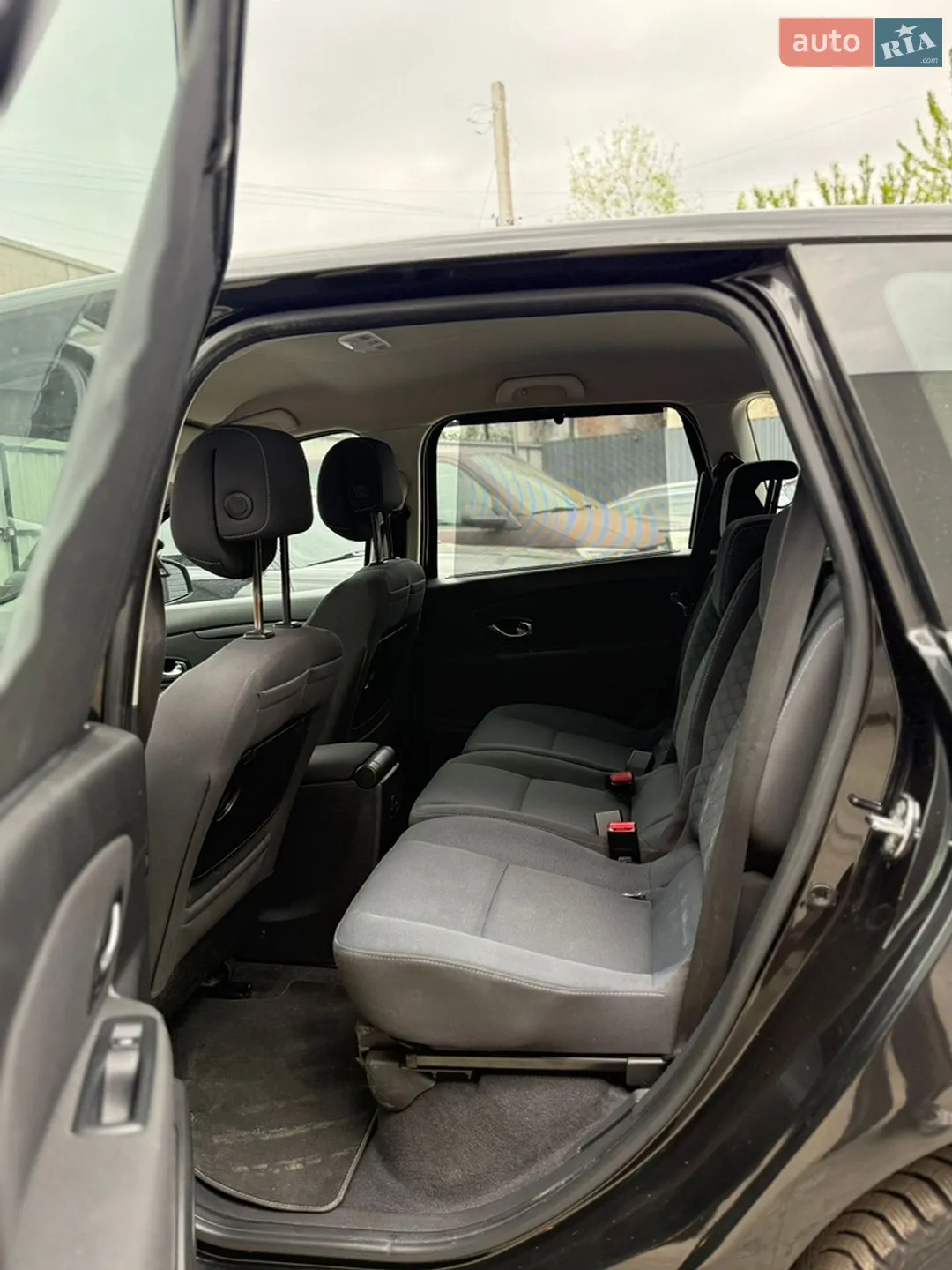 2010 Renault Scenic - мініатюра 9
