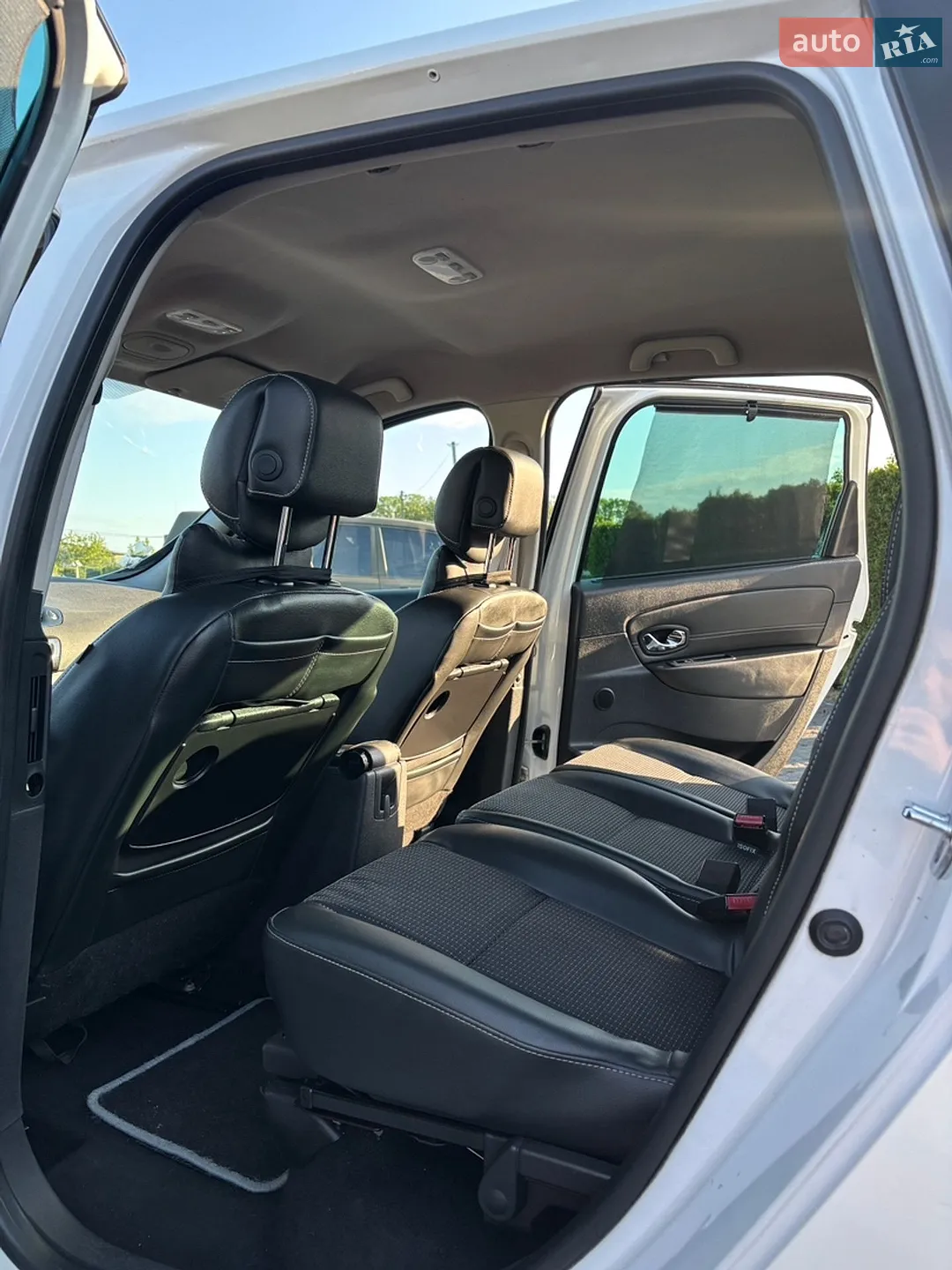2012 Renault Scenic - мініатюра 75