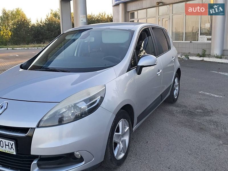 Минивэн Renault Scenic 2012 в Радивилове