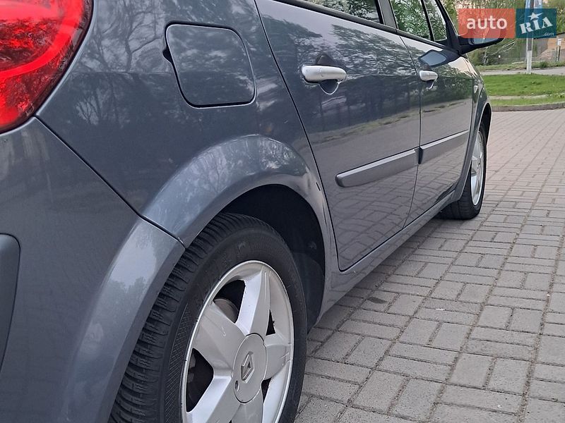 Минивэн Renault Scenic 2007 в Прилуках