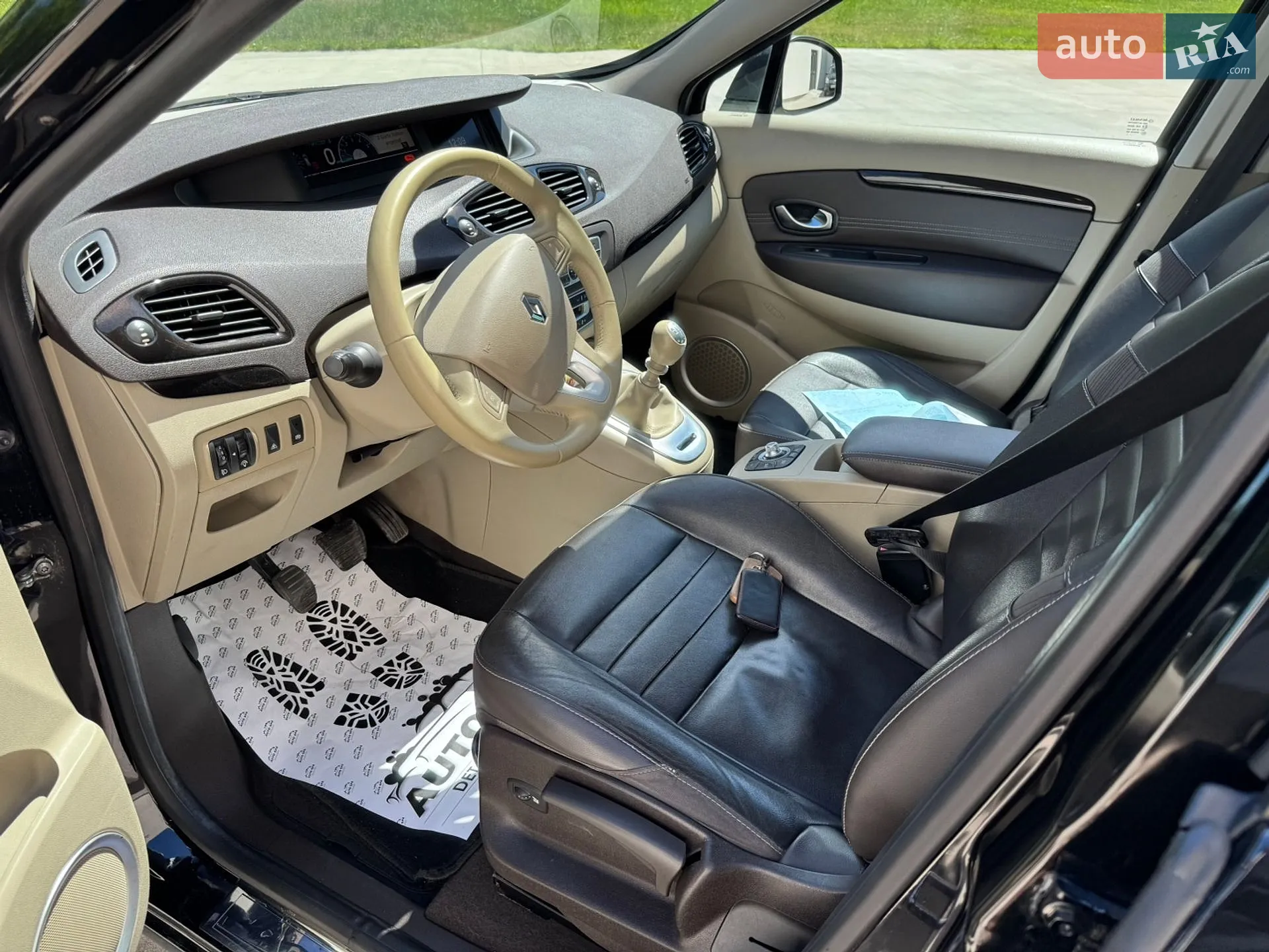 2011 Renault Scenic - мініатюра 26