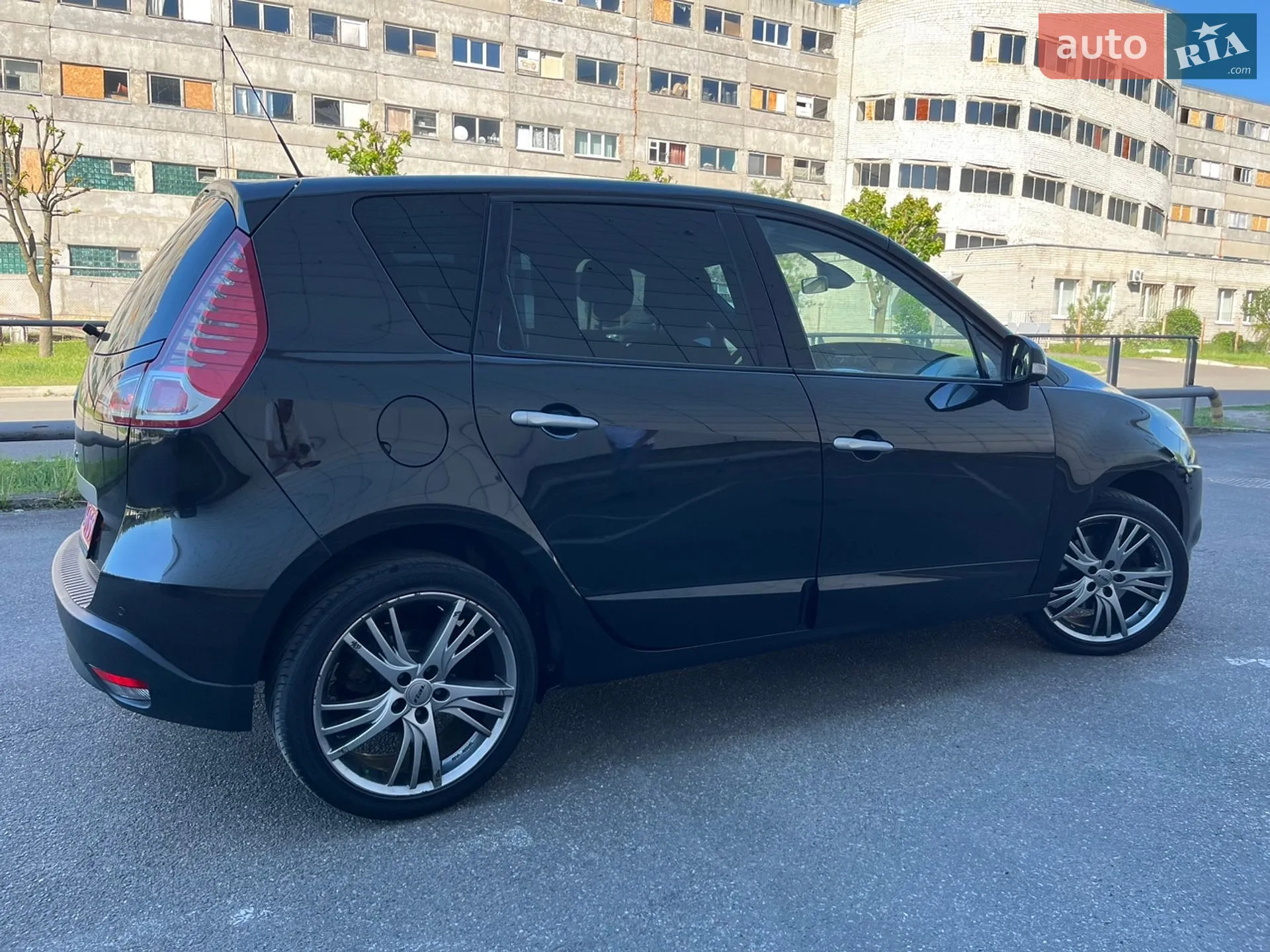 2010 Renault Scenic - мініатюра 9