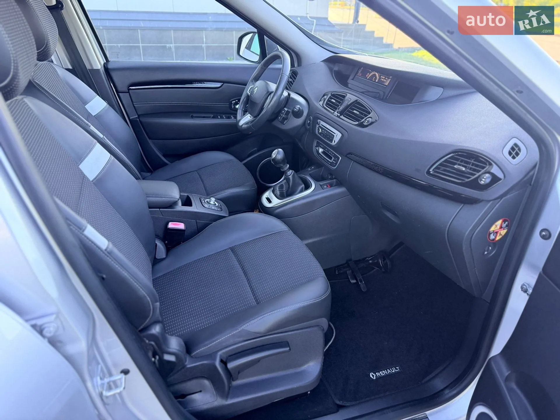 2013 Renault Scenic - мініатюра 32