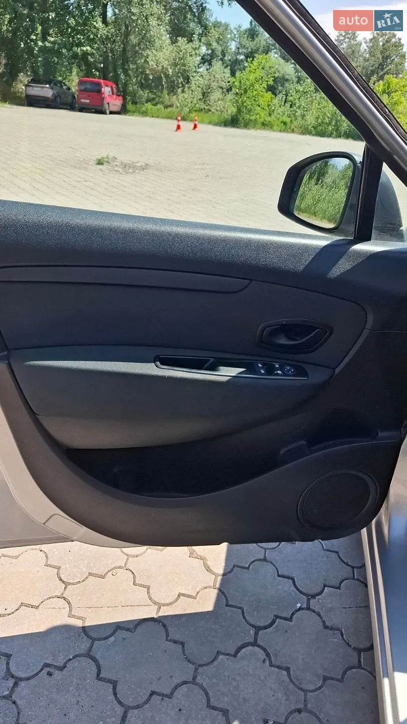 2011 Renault Scenic - мініатюра 7