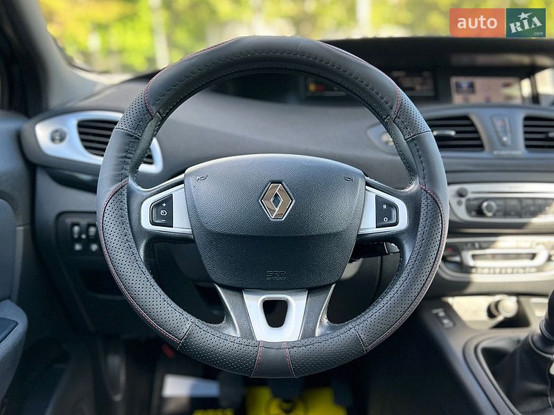 Минивэн Renault Scenic 2012 в Львове