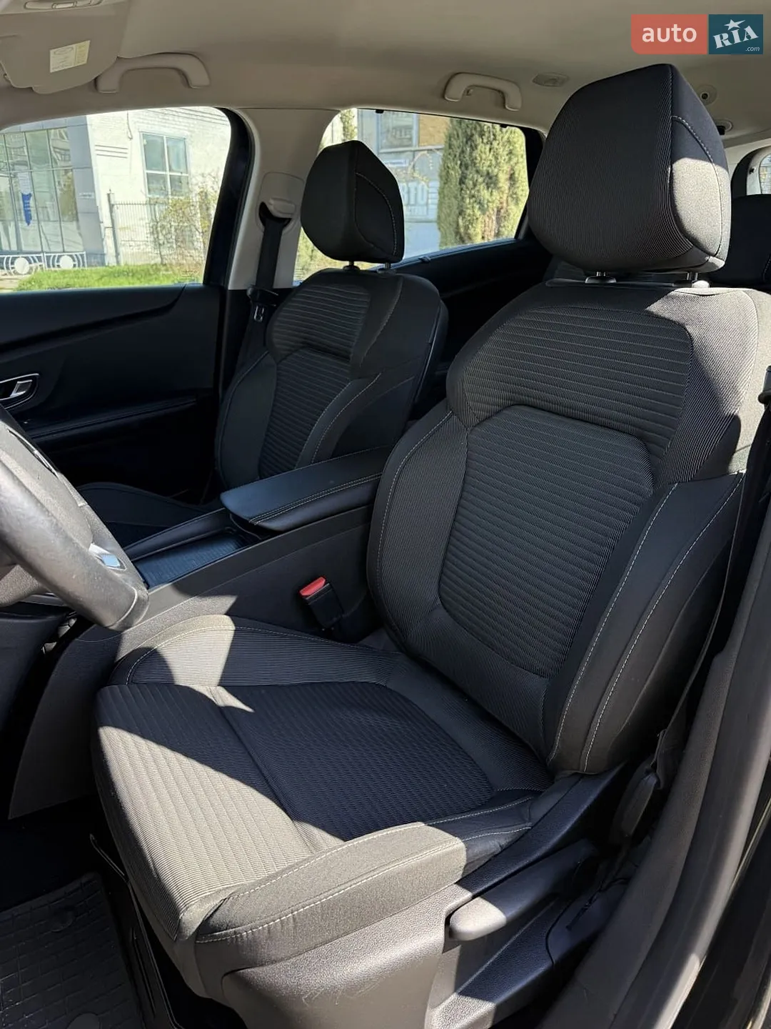 2017 Renault Scenic - мініатюра 14