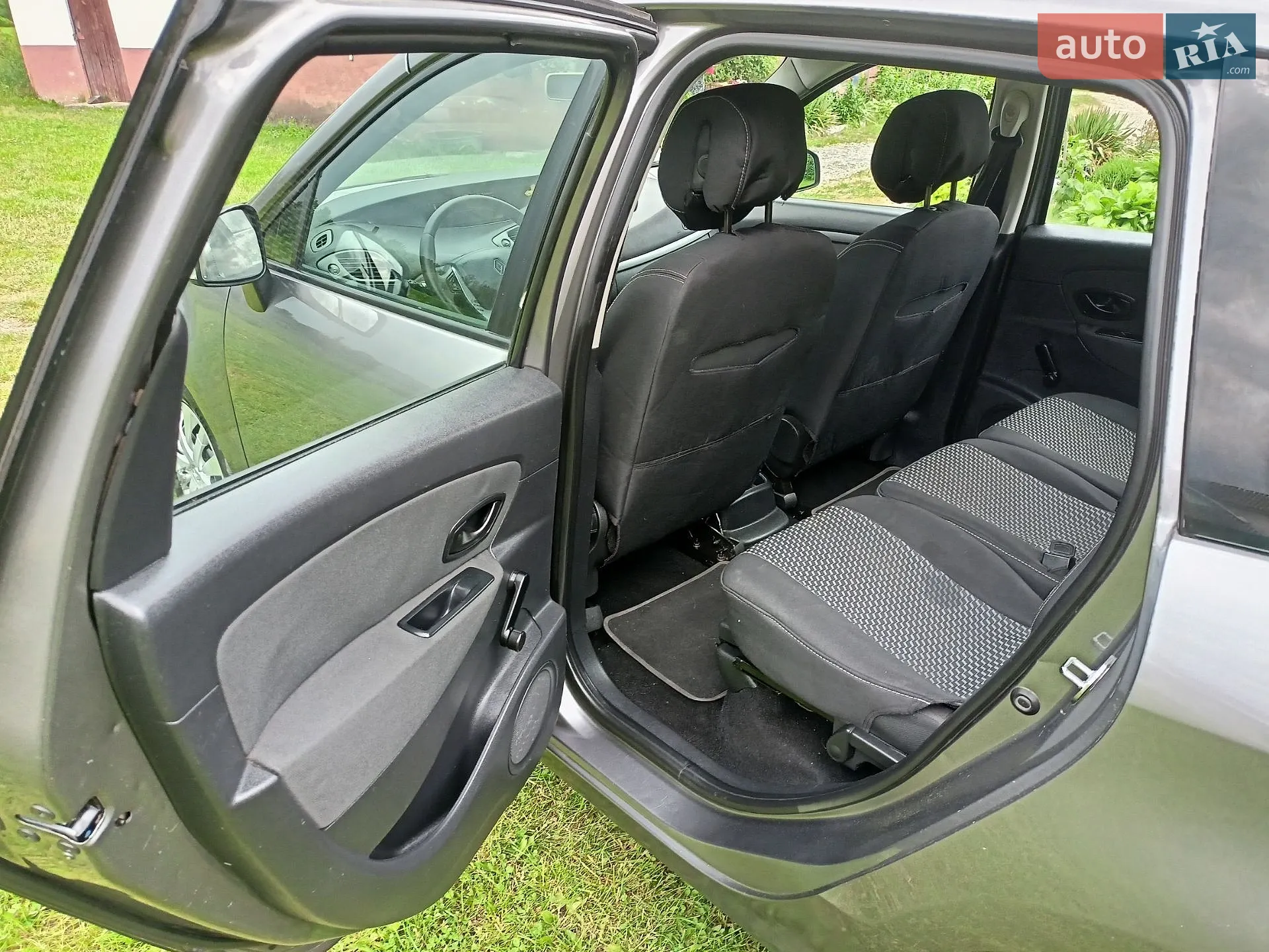 2011 Renault Scenic - мініатюра 21