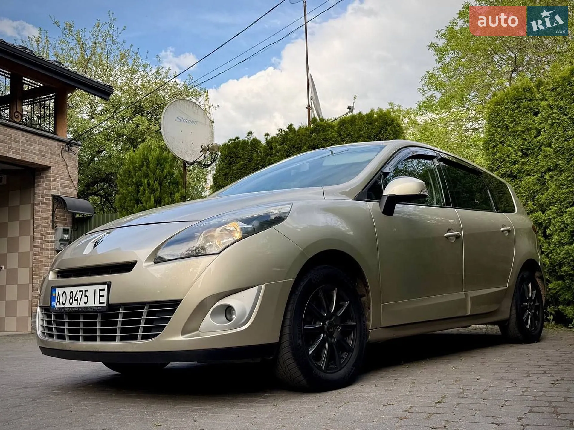 2010 Renault Scenic - мініатюра 10