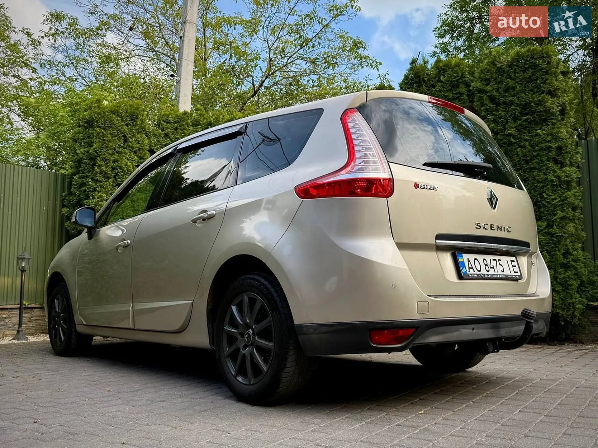 2010 Renault Scenic - мініатюра 16