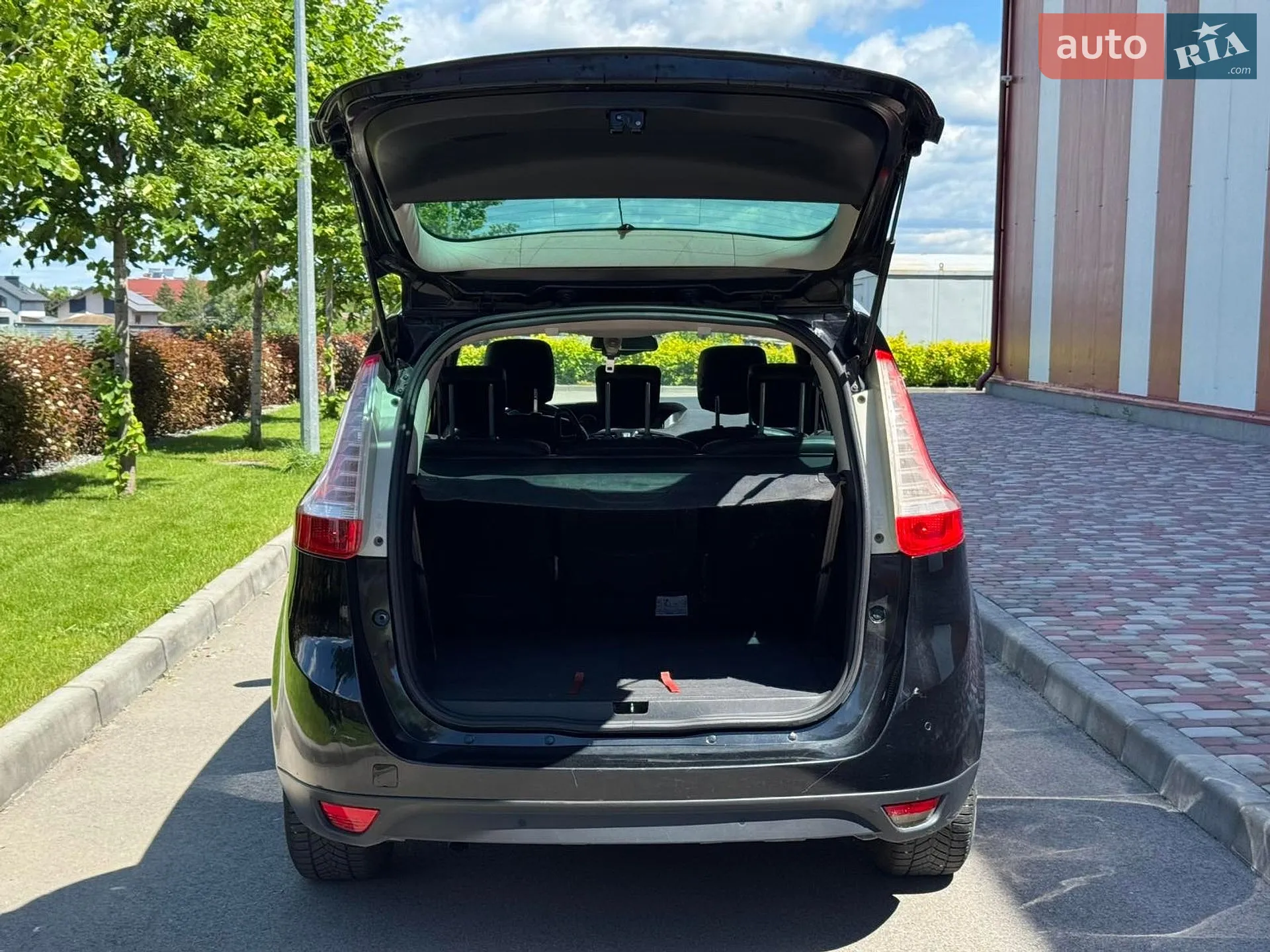 2014 Renault Scenic - мініатюра 10