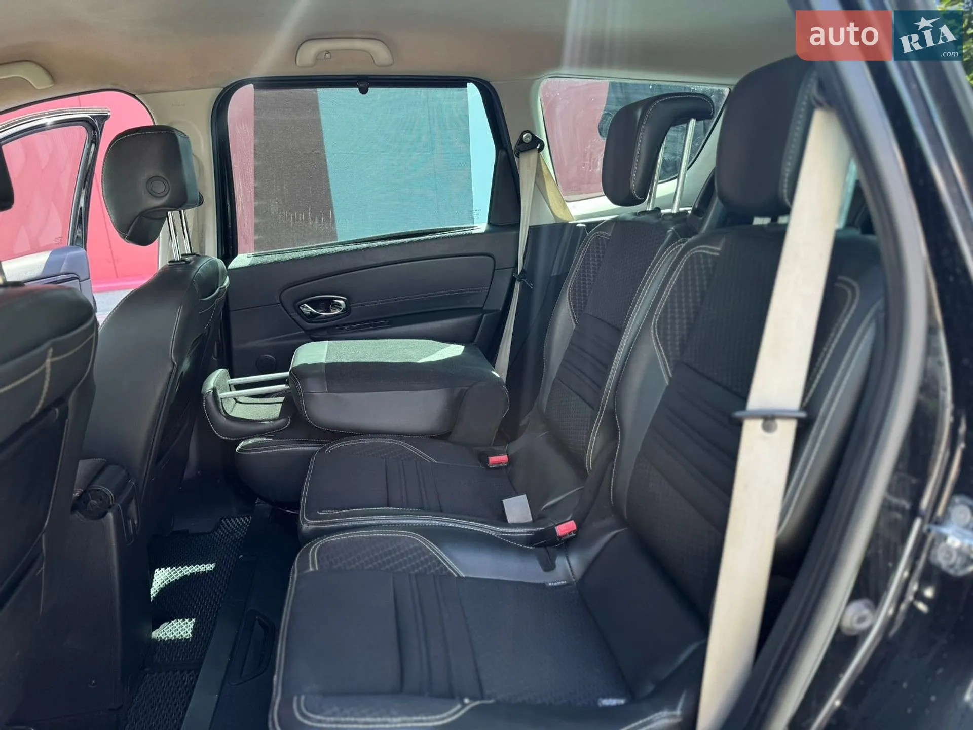 2014 Renault Scenic - мініатюра 21