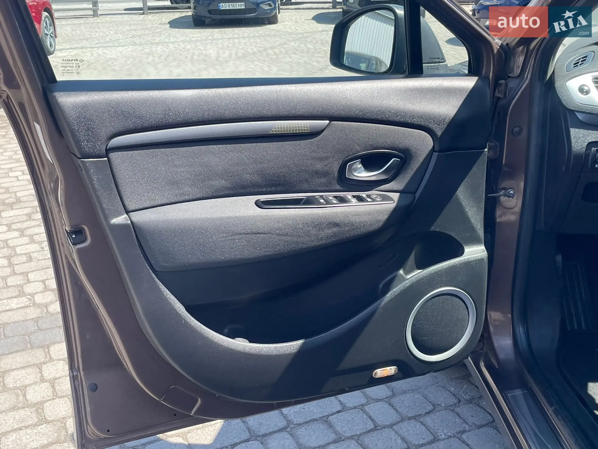 2010 Renault Scenic - мініатюра 28