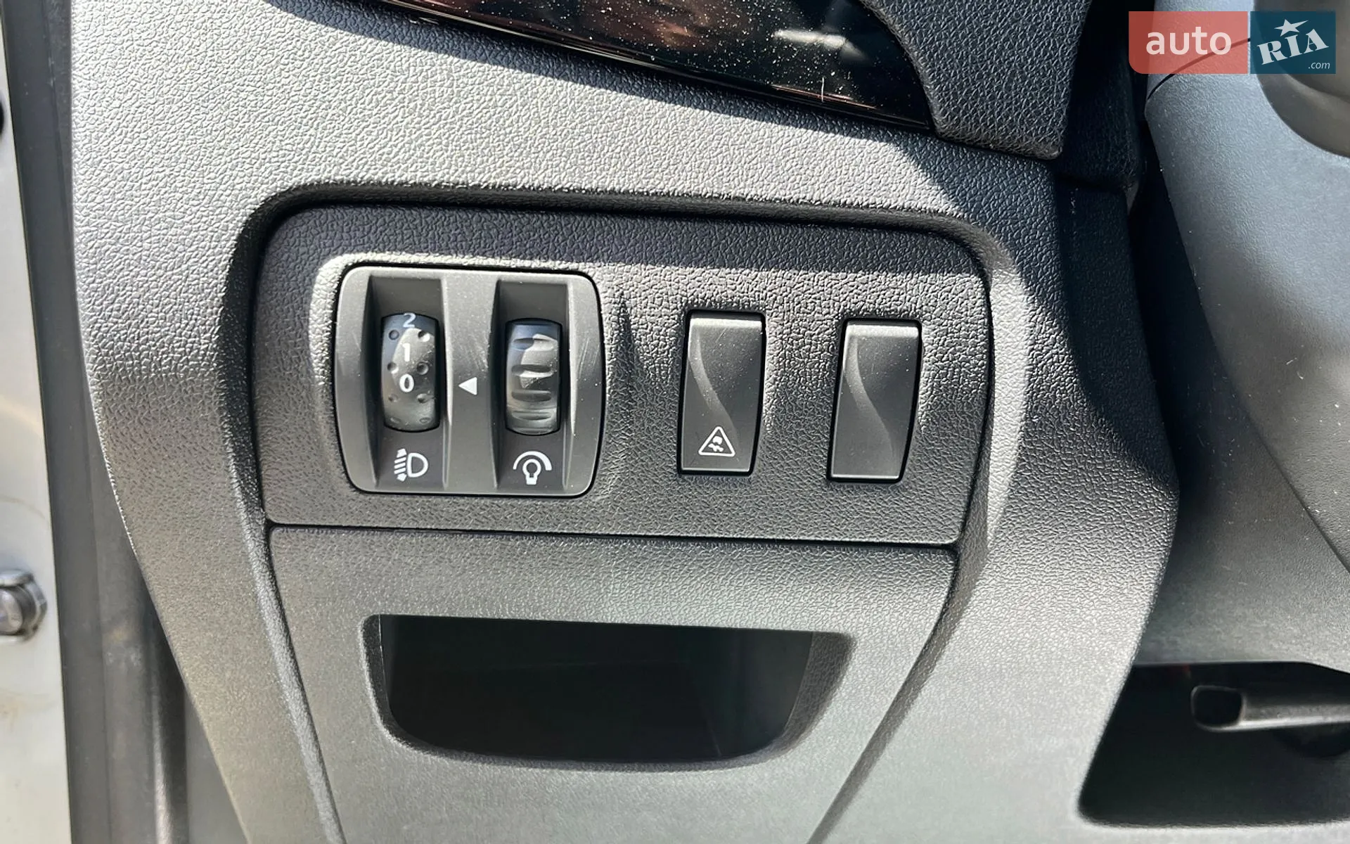 2011 Renault Scenic - мініатюра 18