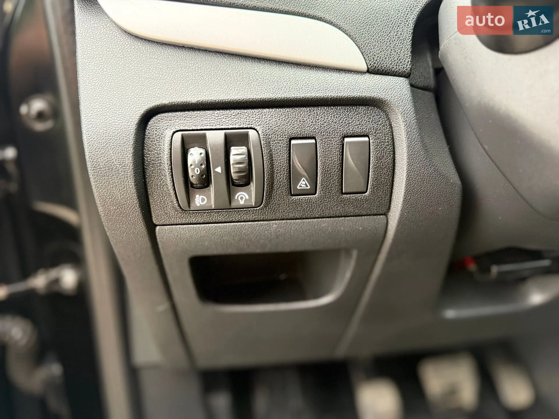 2012 Renault Scenic - мініатюра 33