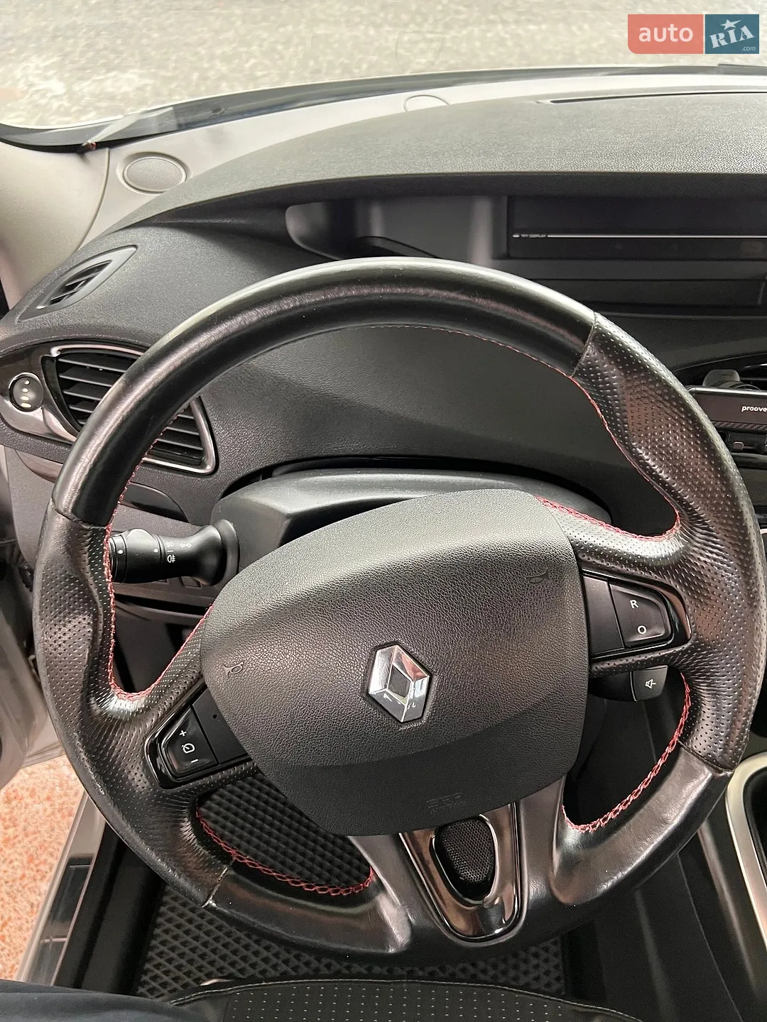 2011 Renault Scenic - мініатюра 30