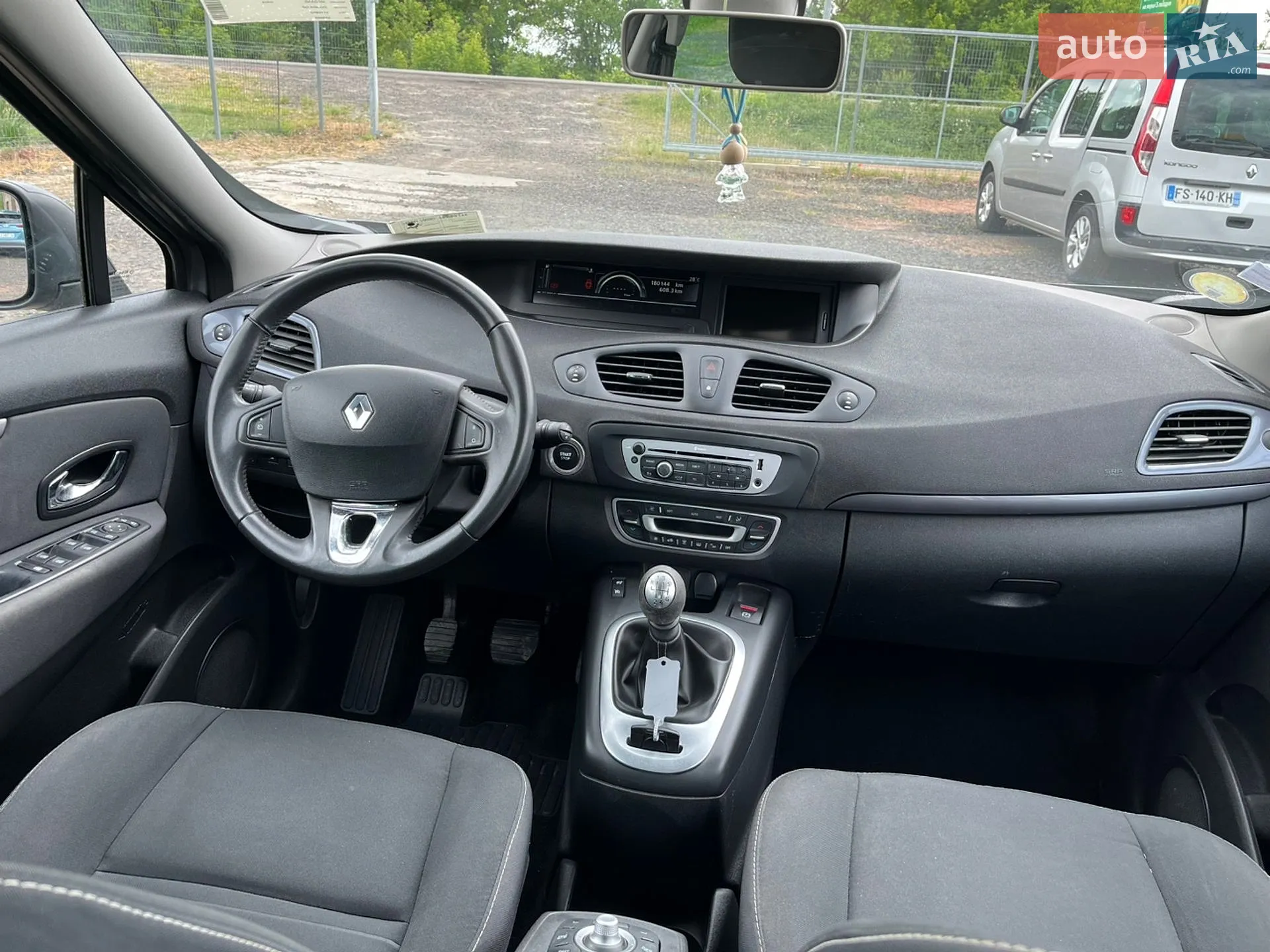 2015 Renault Scenic - мініатюра 9