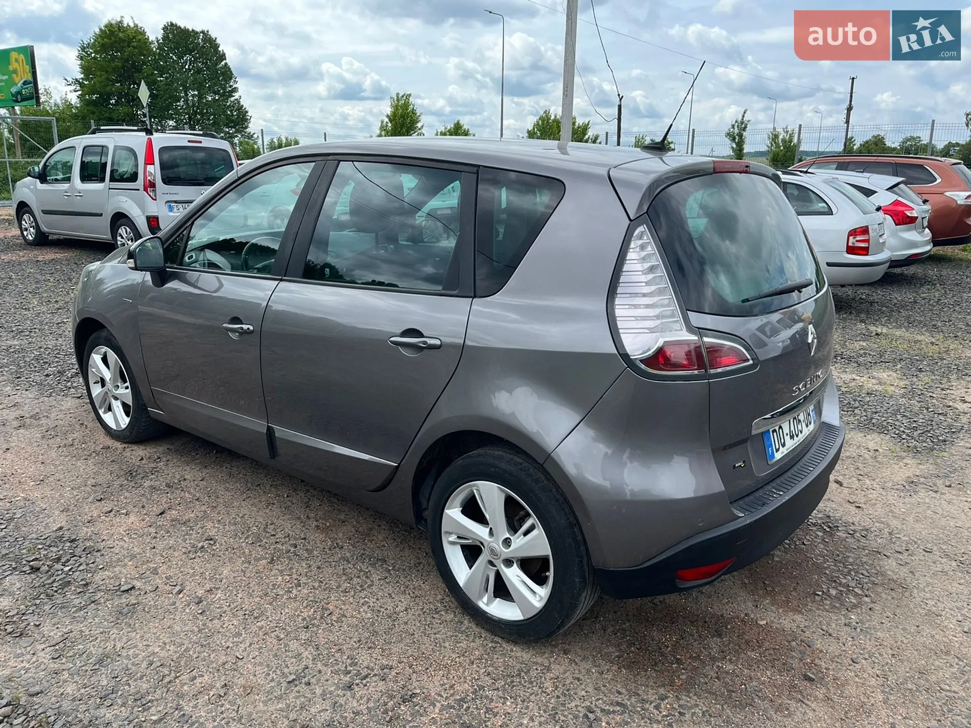 2015 Renault Scenic - мініатюра 2
