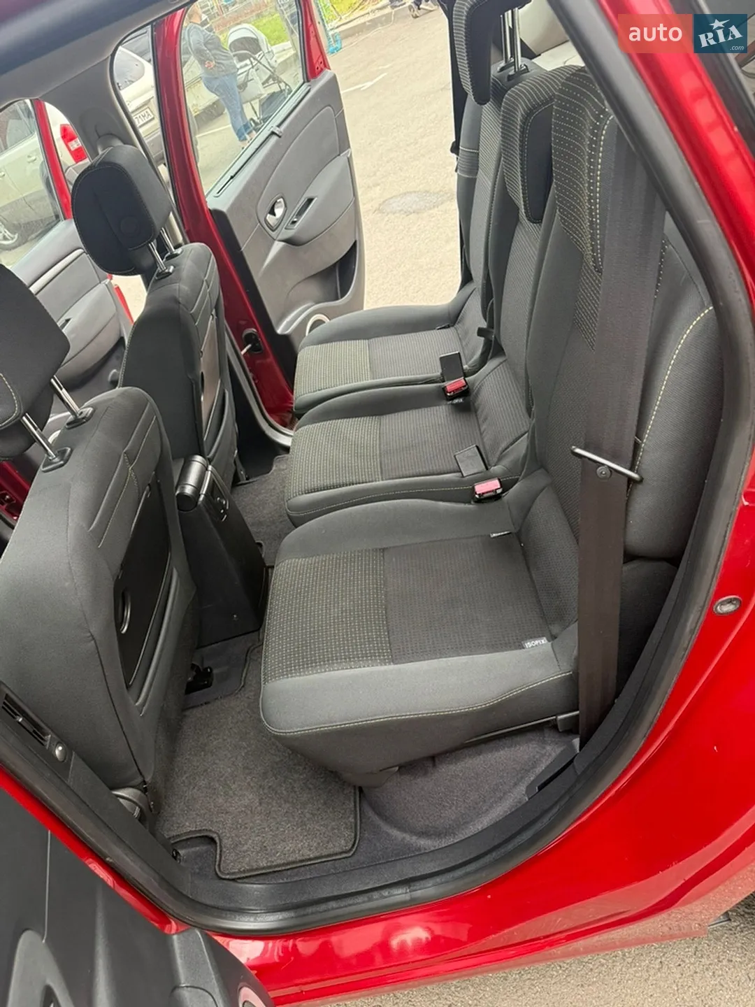 2010 Renault Scenic - мініатюра 32