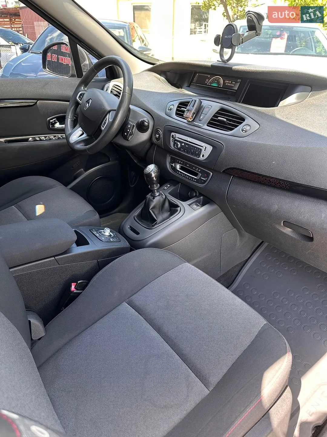 2012 Renault Scenic - мініатюра 17