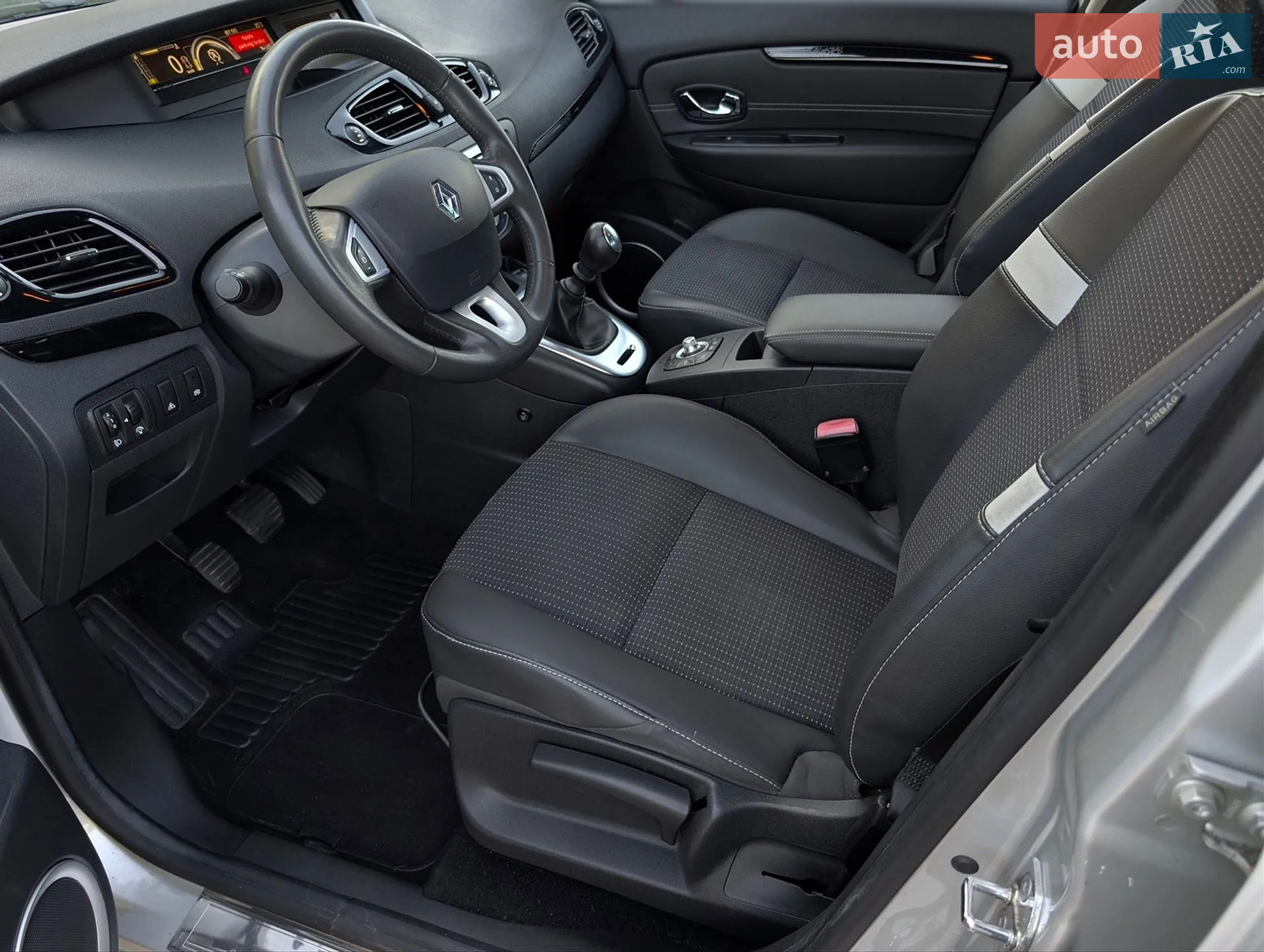 2013 Renault Scenic - мініатюра 24