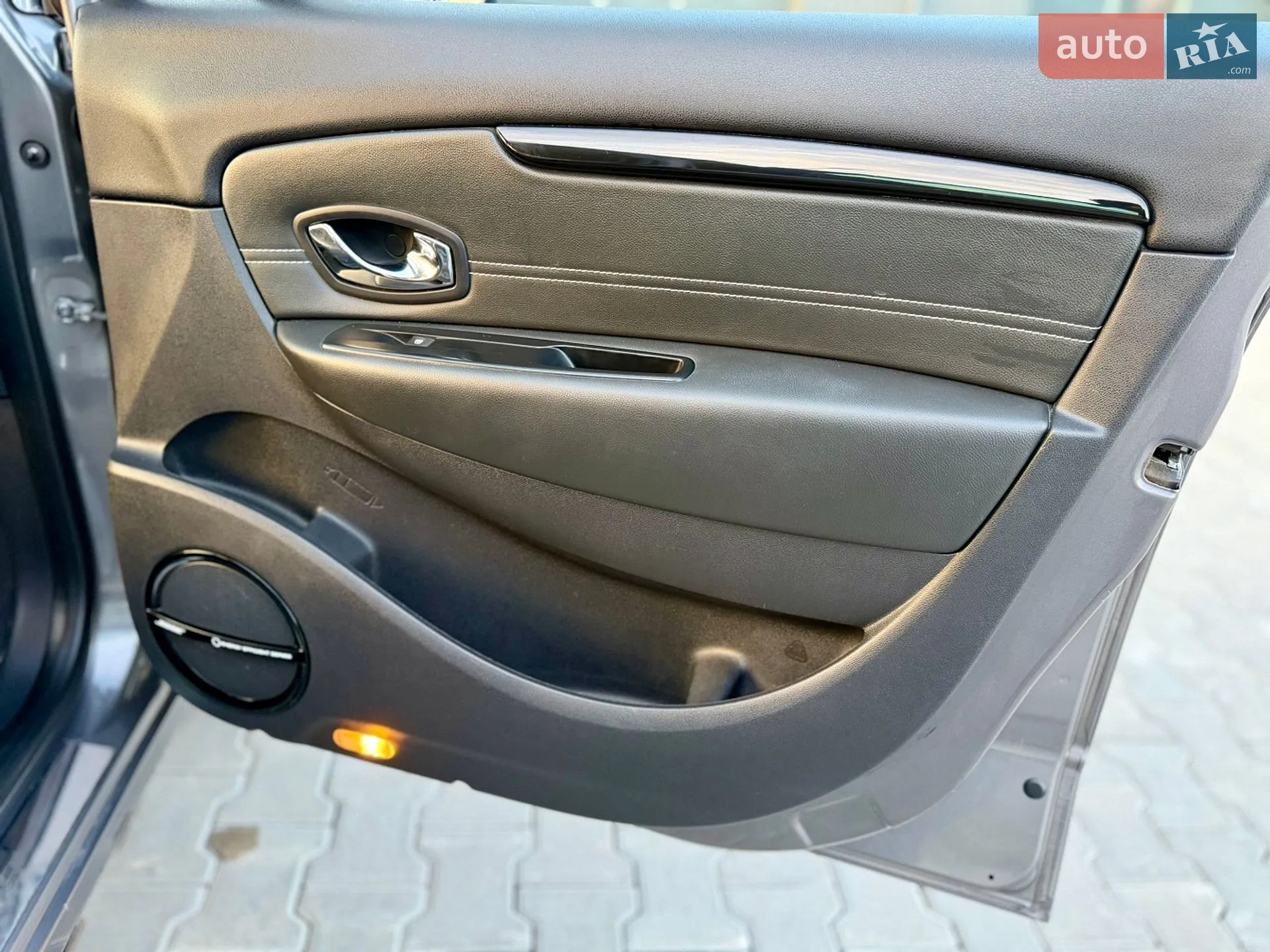 2014 Renault Scenic - мініатюра 32