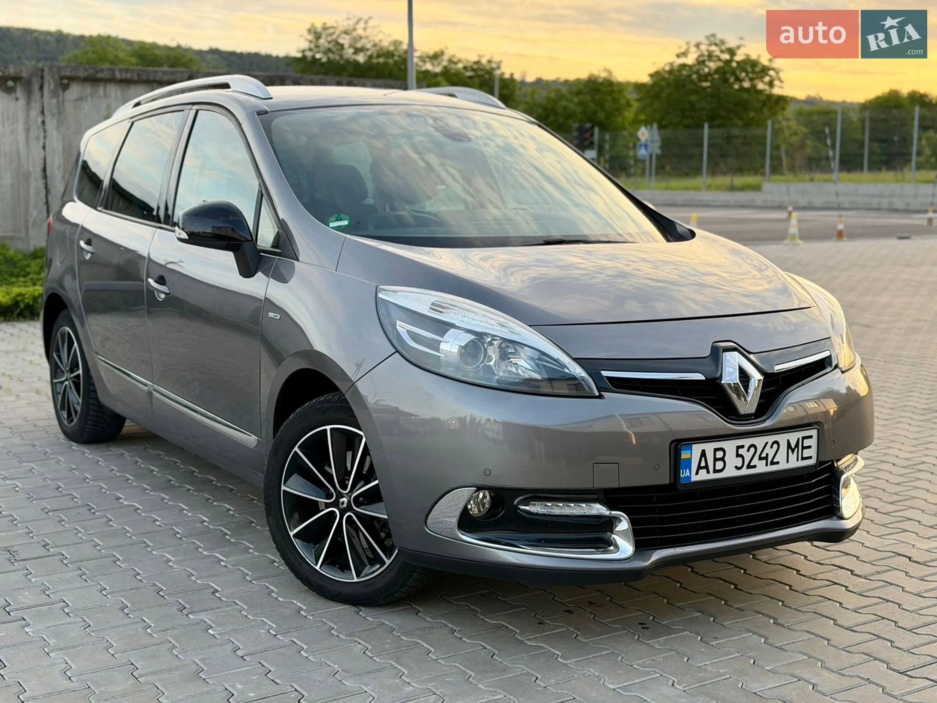 2014 Renault Scenic - мініатюра 9