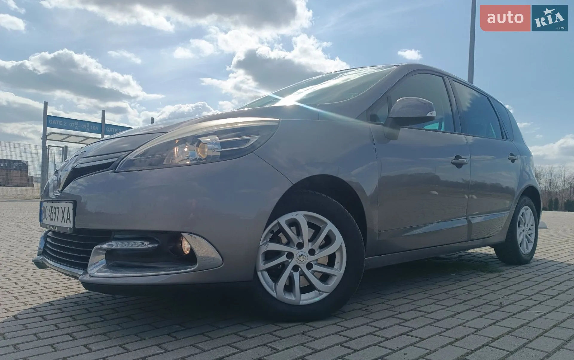 2014 Renault Scenic - мініатюра 19