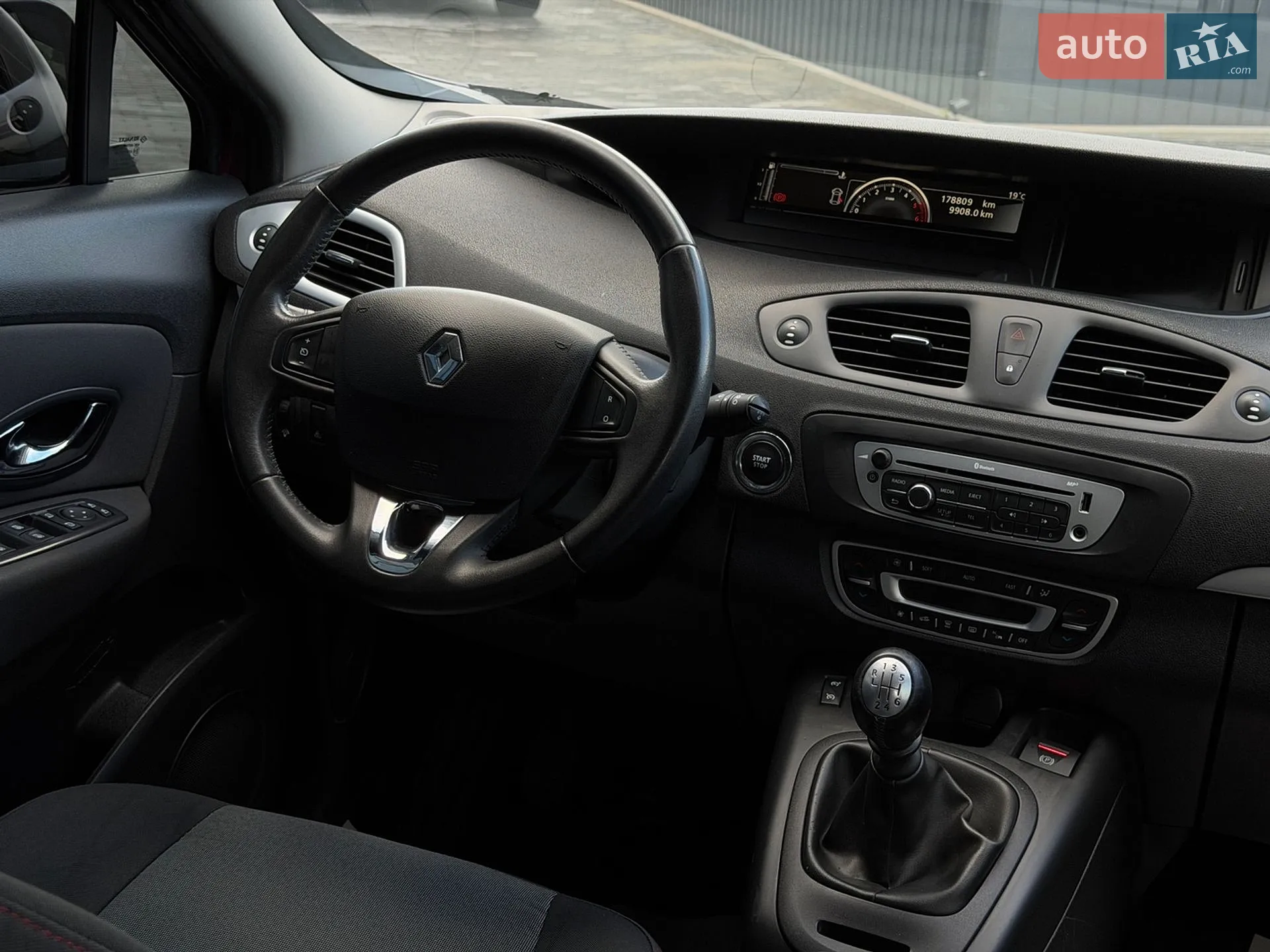 2014 Renault Scenic - мініатюра 82