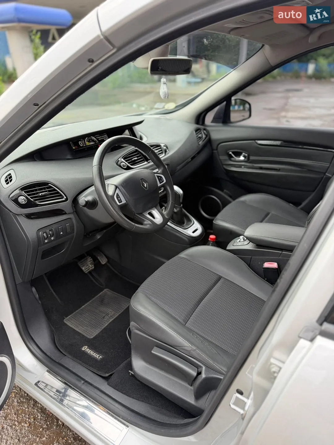 2012 Renault Scenic - мініатюра 15